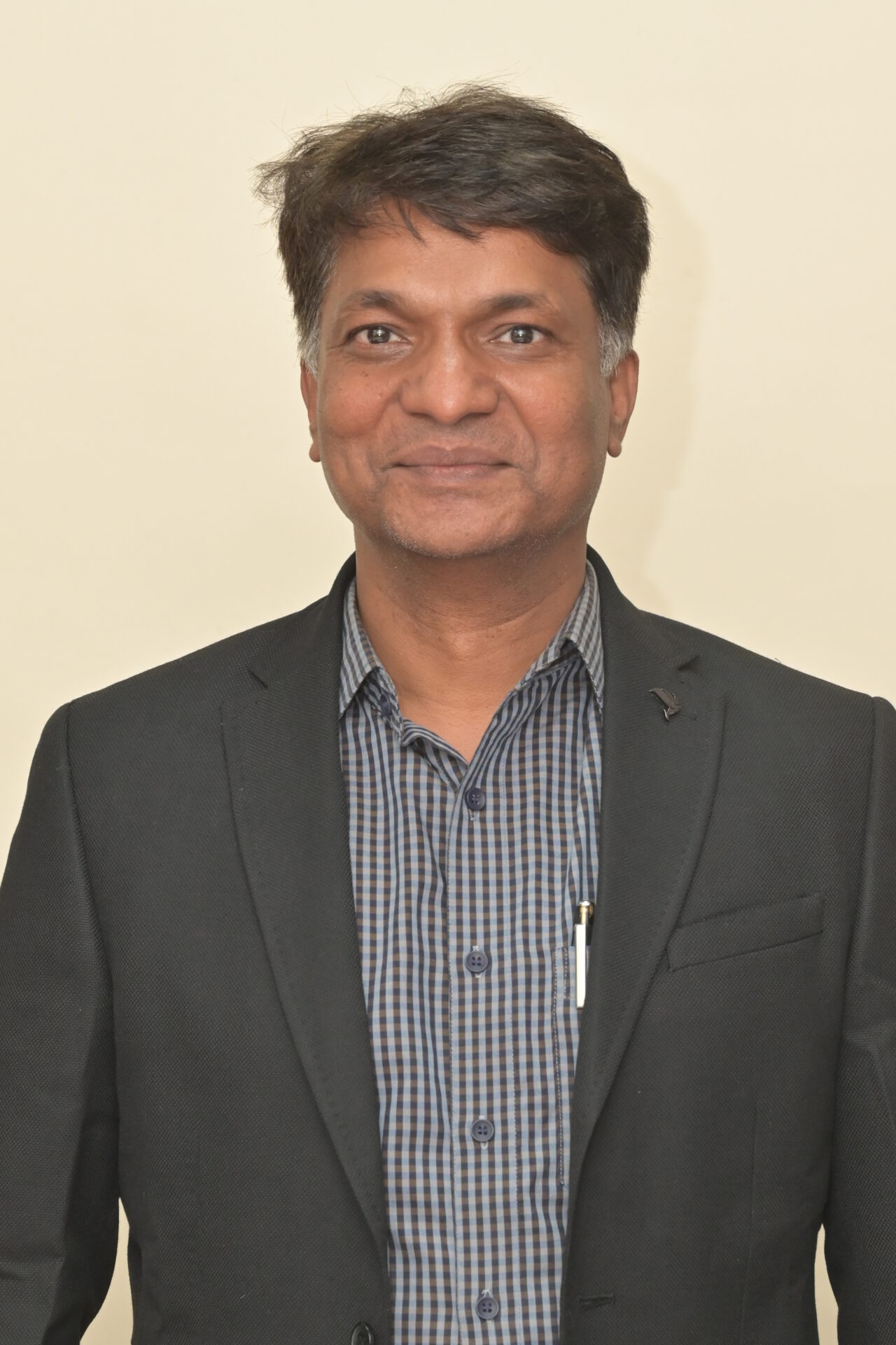 Dr. Uttam M. Chaskar